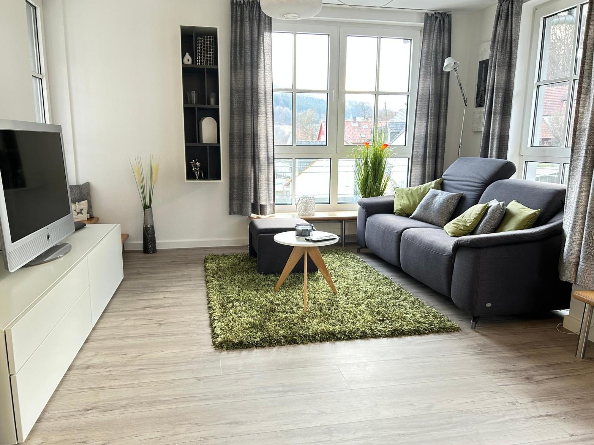 Grosszuegiges Helles Penthouse -Komplette Etage- Mit Balkon Und Stellplatz In Ruhiger Lage Kulmbach Exteriör bild