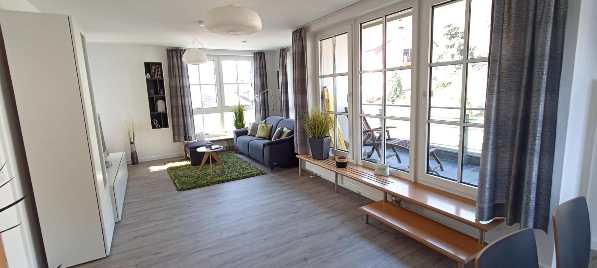 Grosszuegiges Helles Penthouse -Komplette Etage- Mit Balkon Und Stellplatz In Ruhiger Lage Kulmbach Exteriör bild
