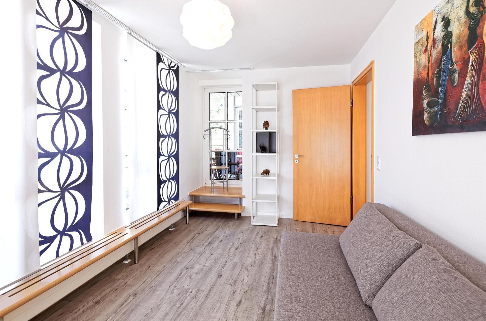 Grosszuegiges Helles Penthouse -Komplette Etage- Mit Balkon Und Stellplatz In Ruhiger Lage Kulmbach Exteriör bild